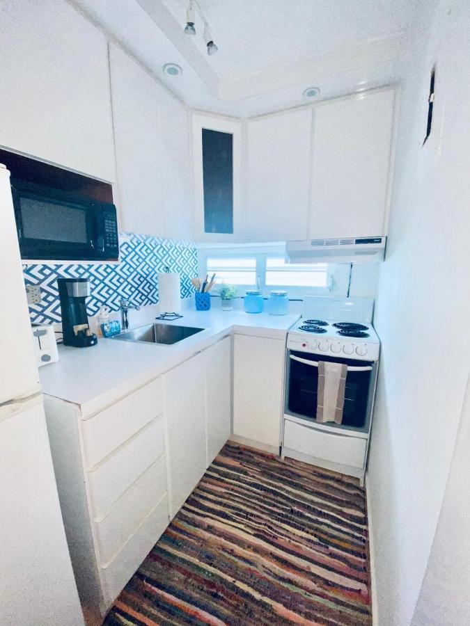 Kasa Ocean Breeze - Cabana Studio Apartment Beachfront Condo Pool San Juan Extérieur photo